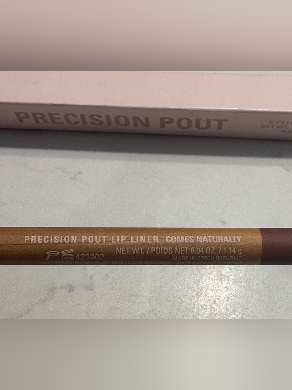 Kylie Cosmetics Precision Pout Lip Liner in Comes Naturally #355 - Picture 7 of 8
